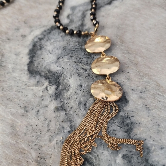 Midnight Elegance Gold Disc Necklace - Picture 5 of 6